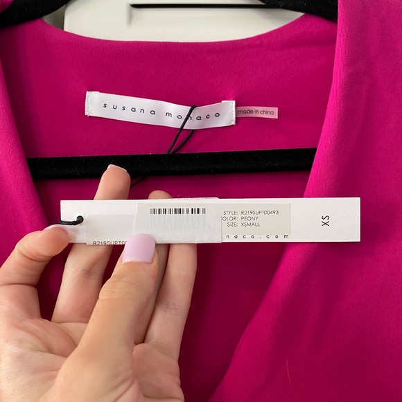 Susana Monaco Pleated Sleeve Deep V Top in Peony - Picture 2 of 6